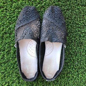 TOMS Classic Crochet Slip-On